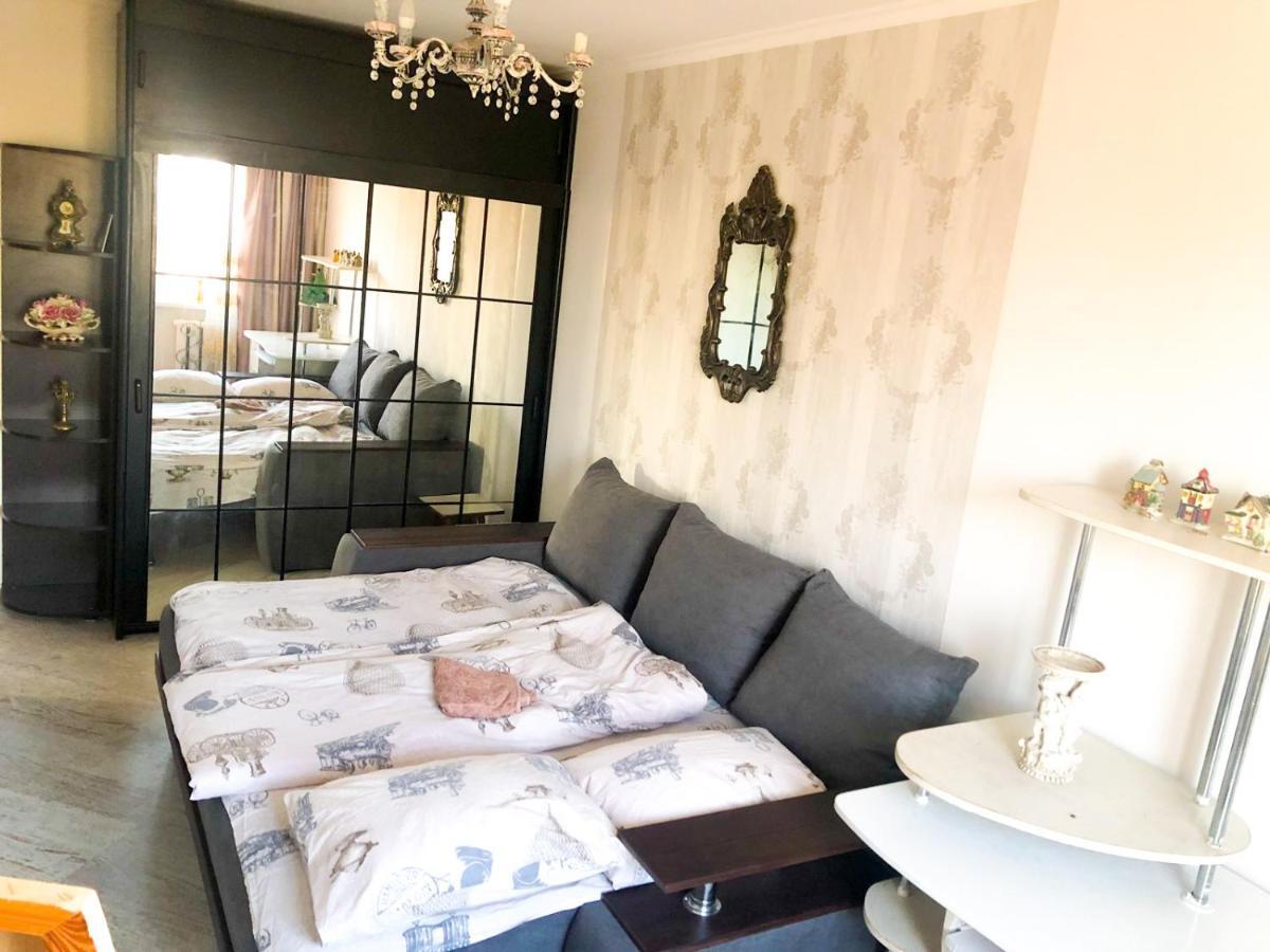 Zhulyany Rooms Kiev Luaran gambar